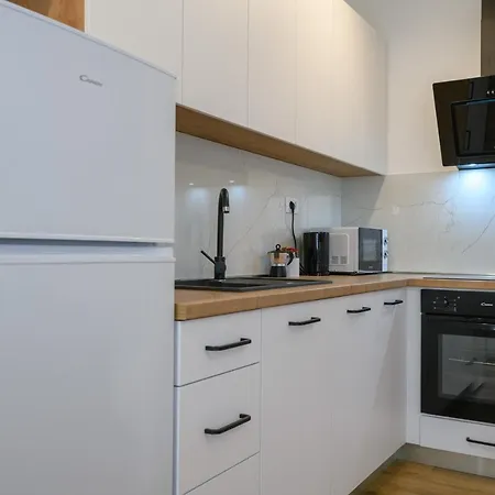Apartment Emaro *